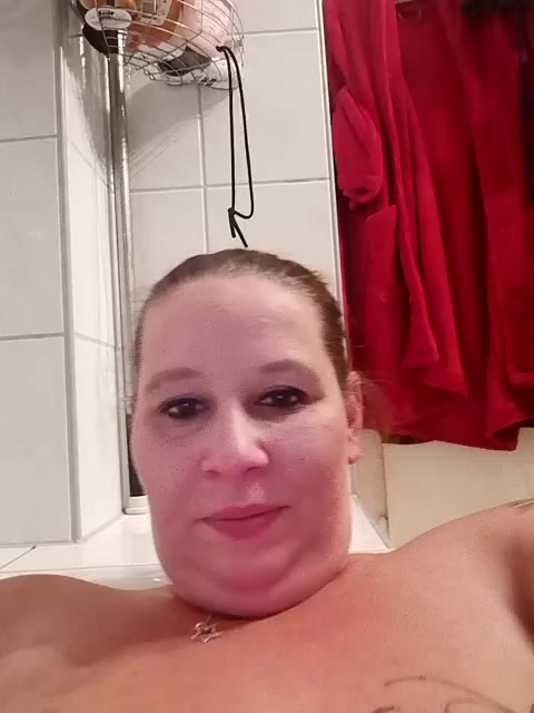 [27 Sep 22:25] Private Show - video by Mrs-Luder cam model