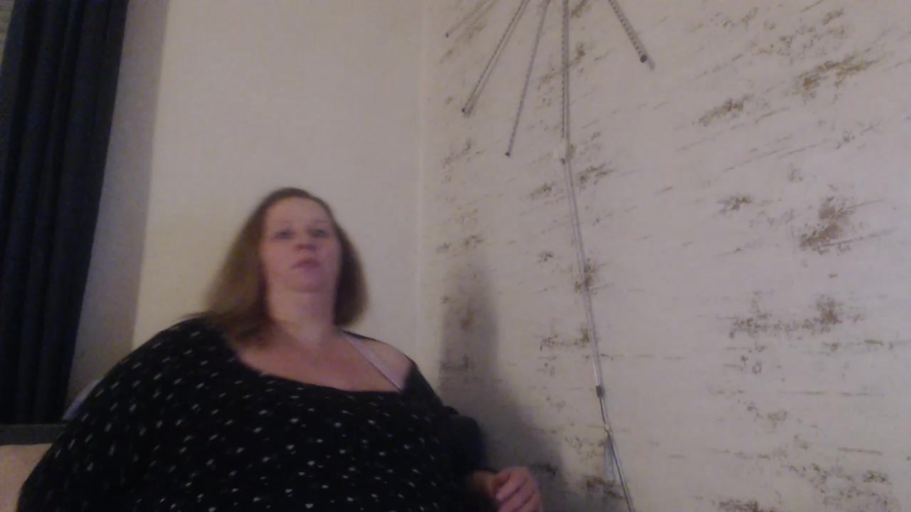 [12 Mar 01:22] Private Show - video di Mrs-Luder modella di cam