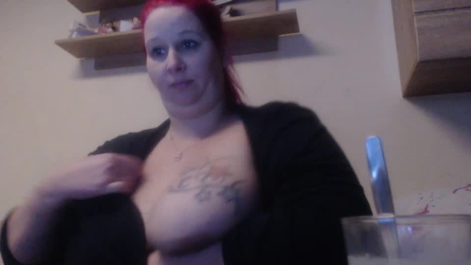 [4 Feb 11:04] Private Show - video di Mrs-Luder modella di cam