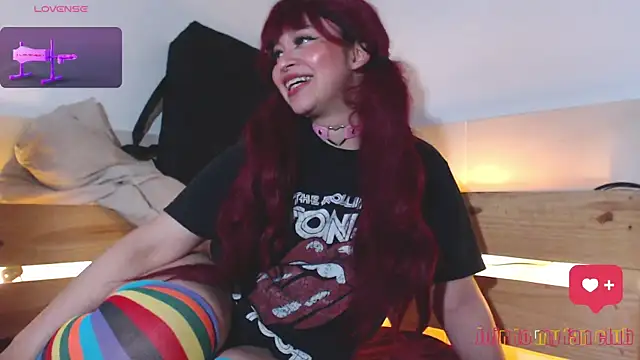 cum+squirt - video by Bitsy_Messy cam model