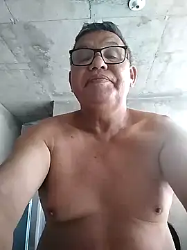 [27 Aug 09:05] Public Show - video by Apresiaoo cam model