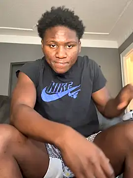 [18 Oct 09:10] Private Show - vidéo du modèle de showcams Festivitiesking1