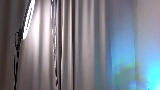 I am Madam - video by EvaLeester