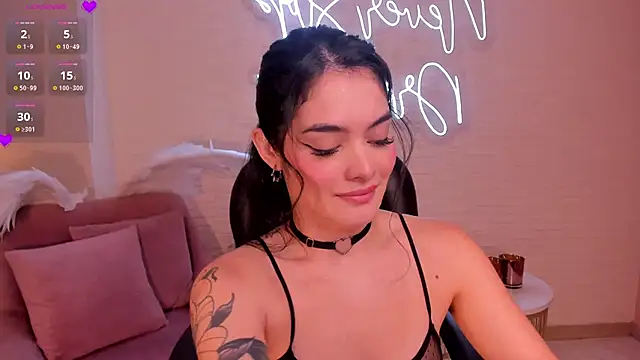 Footjoob for u - video di GiaFerrara modella di cam