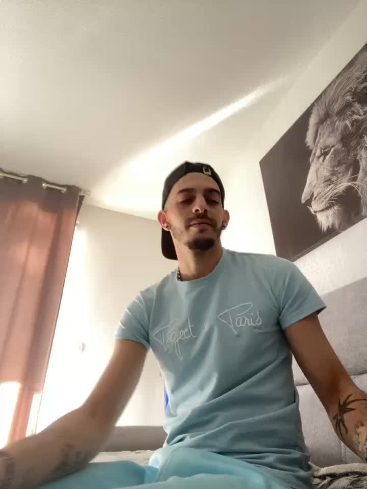 [14 Feb 11:14] Private Show - 視頻由 Rebeu313 主播提供