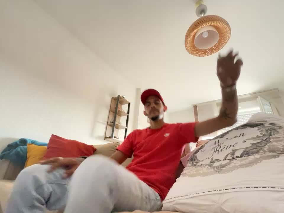 Branlette en TN - 視頻由 Rebeu313 主播提供