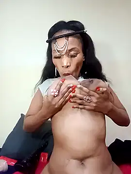 SUCKING BOOBSS - video by GHETTOASSDOLL45 cam model