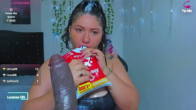 [28 Jun 09:31] Private Show – video modela na kameri leny_ga