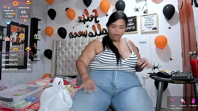 eat hot dog - video by Marycurvysex1 cam model
