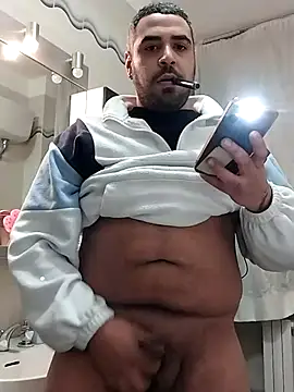 [9 Dec 18:15] Private Show - clip cu ILbrasitaliano model videochat