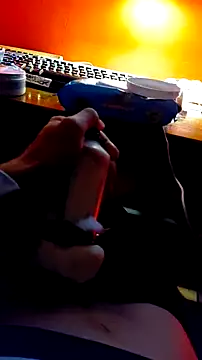 [14 Oct 23:56] Public Show - video by MRcockholder cam model