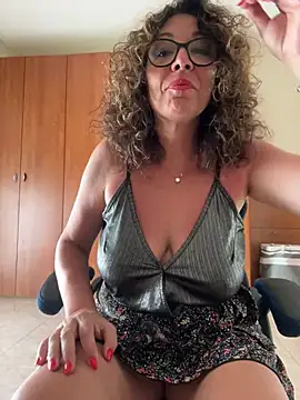 [17 Jun 14:33] Private Show - Sara_1973 adlı kamera modelinin videosu