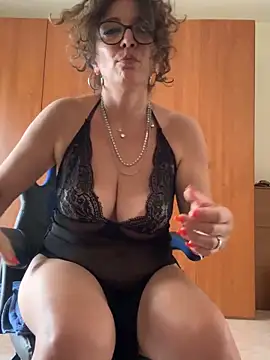 Strappo slip con i denti - Sara_1973 adlı kamera modelinin videosu