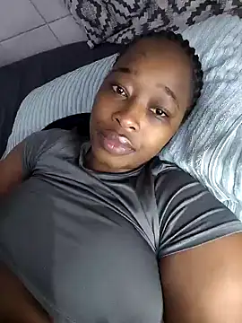 Pussy show – video od webkamerové modelky Zee_Online