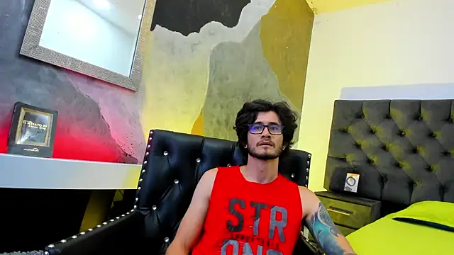 [11 Dec 18:06] Private Show - video của người mẫu cam Loggan_donnelly