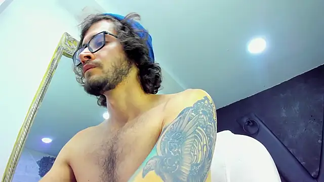 [19 Mar 18:36] Private Show - video của người mẫu cam Loggan_donnelly