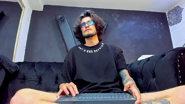 [9 Apr 22:42] Private Show - video của người mẫu cam Loggan_donnelly