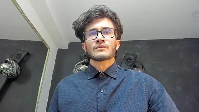 [18 Aug 19:53] Private Show