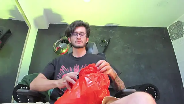 [22 Aug 20:17] Private Show - video của người mẫu cam Loggan_donnelly