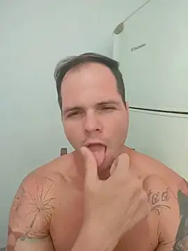 [28 May 11:22] Public Show - clip cu Giricotta model videochat