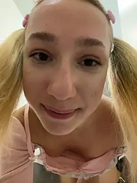 😈Crazy cum show with dildo and fingers PUBLIIC😈 - Lia__Love 的视频