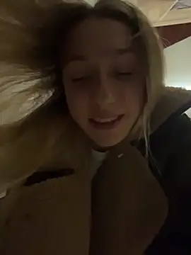 Indecent squirt in public toilet because of dildo in pussy😍 - video by Lia__Love cam model