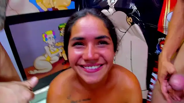 DOUBLE CUMSHOT IN HER MOUTH ON HER TEETH💦