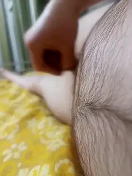 [28 Oct 22:14] Public Show – видео вебкам-модели awesome-dirty-dick