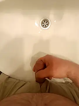 [13 Feb 19:59] Public Show - video by awesome-dirty-dick cam model