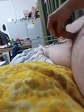 [19 Oct 21:28] Public Show - awesome-dirty-dick主播的视频