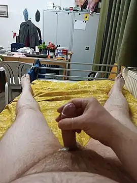 [21 Oct 01:06] Public Show - awesome-dirty-dick主播的视频