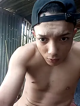 Fucking my cousin - video của người mẫu cam tayson_