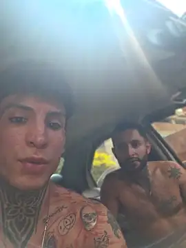 Suck cock, hard masturbation and Fuck my ass hile in car－カメラキャストのChristangel96_の動画