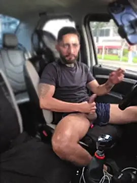 Big cum in the car with the window down－カメラキャストのChristangel96_の動画