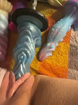 [23 Sep 22:57] Public Show - video di luisa1 modella di cam