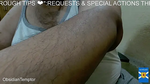 closeup short - clip cu ObsidianTemptor model videochat