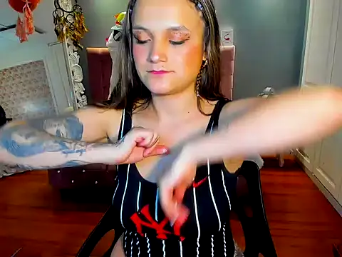 🔥🔥 - video của người mẫu cam AliceLee_