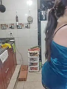 two cute dogs caressing each other - clip cu ZuriandAlex model videochat