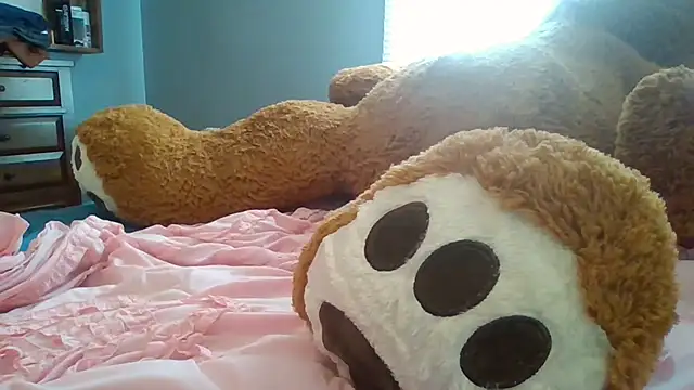 [10 Feb 12:28] Private Show - video by messyclumsyprincess cam model
