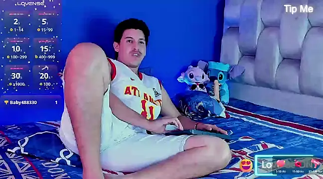 LITTLE TIME PLAY WITH MY HAIRY HOLE - victor_vixen 캠 모델의 동영상