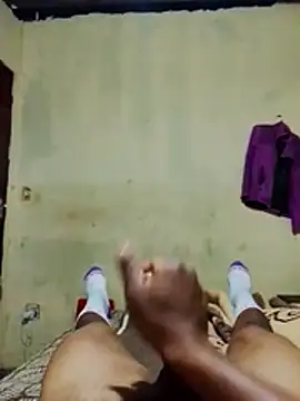 Cum shot - video by TheeGuy01 cam model