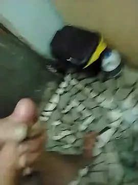 [9 Dec 04:00] Public Show - Topezinho123主播的视频