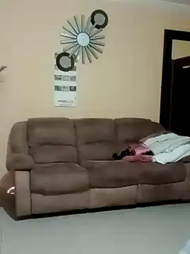 [25 Aug 18:51] Private Show - Luciouslips00 adlı kamera modelinin videosu