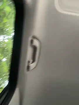 Finger in my pussy un Car público