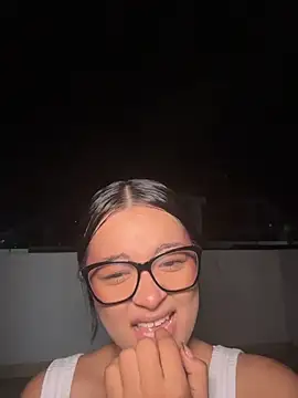 Omg lola, More fuck 🥵