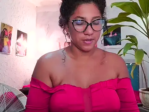 DENUDA MI CUERPO FOLLAME