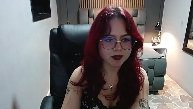 watch me cum like 20 times hahha - video oleh model kamera crimson_tati_