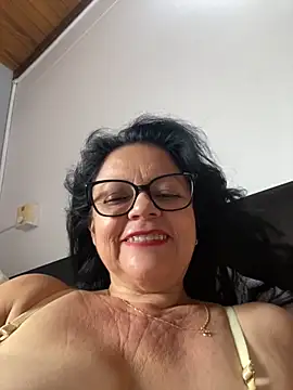 Naked tits hanging - Vídeo de Sharongirl07, modelo de vídeos