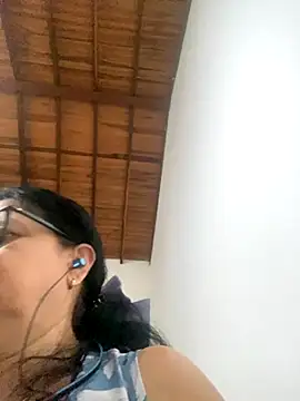 Denudo show - Vídeo de Sharongirl07, modelo de vídeos