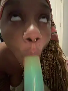 Super sloppy sucking dildo